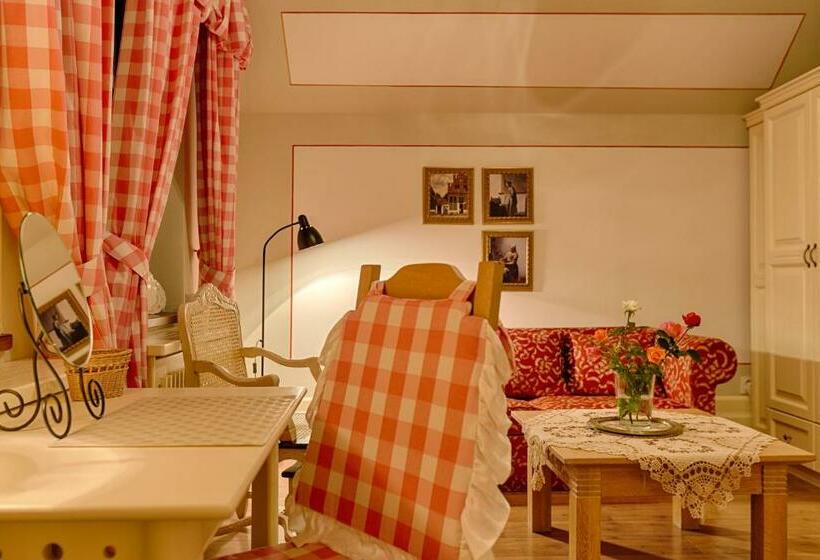 غرفة قياسية, Villa Rosa