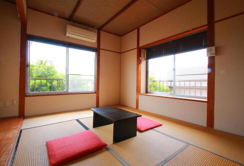 اتاق اکونومی با حمام مشترک, Family Ryokan Kawakyu With Showa Retro, Private Hot Spring