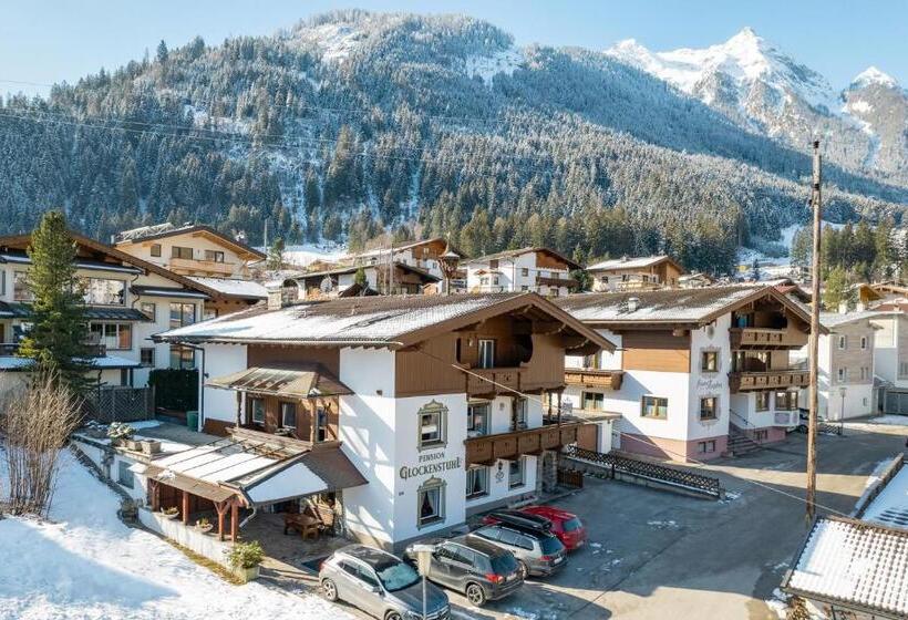 آپارتمان 4 خوابه, Pension Glockenstuhl