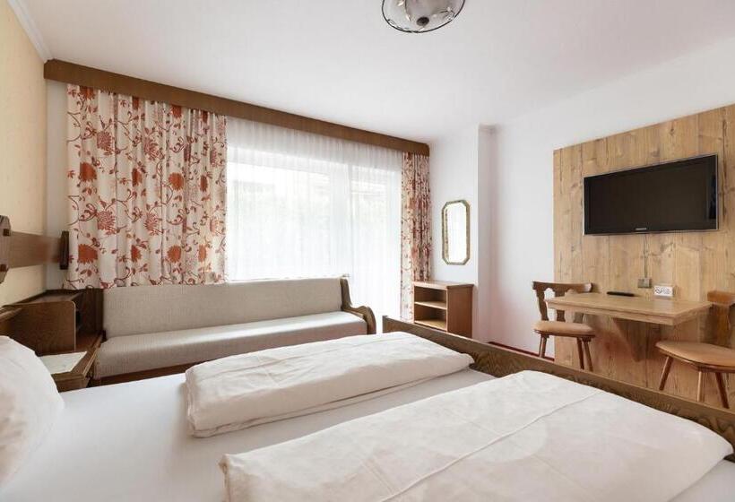 Апартаменты 4 Спальни, Pension Glockenstuhl