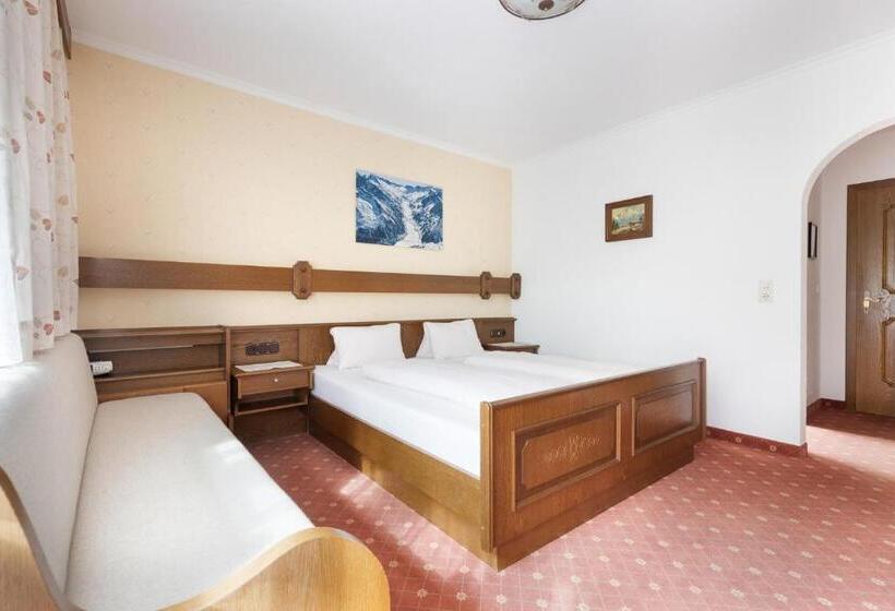 Апартаменты 4 Спальни, Pension Glockenstuhl