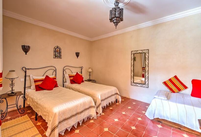 Chambre Triple Standard, Riad Janoub