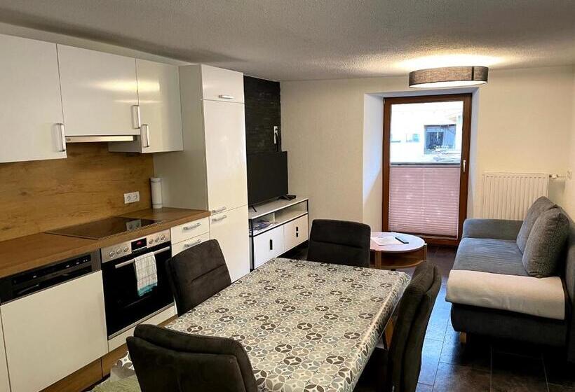 דירה בת חדר שינה 1 עם מרפסת, Albert'n Haus
