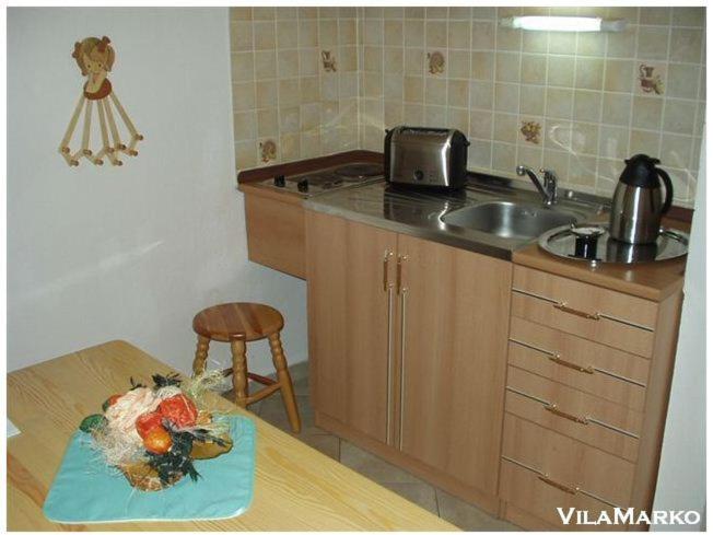 Апартаменты 1 Спальня, Vila Marko