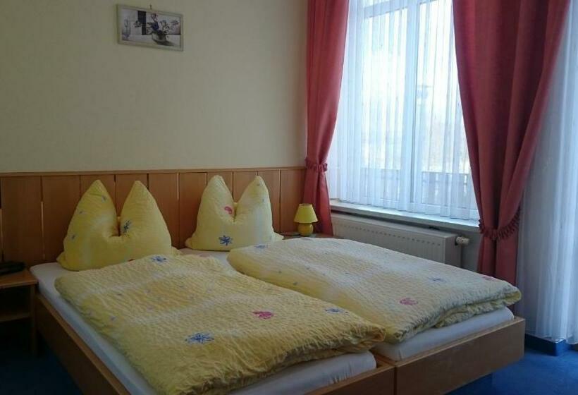 Номер Стандарт, Pension Und Berggasthaus Kapellenstein