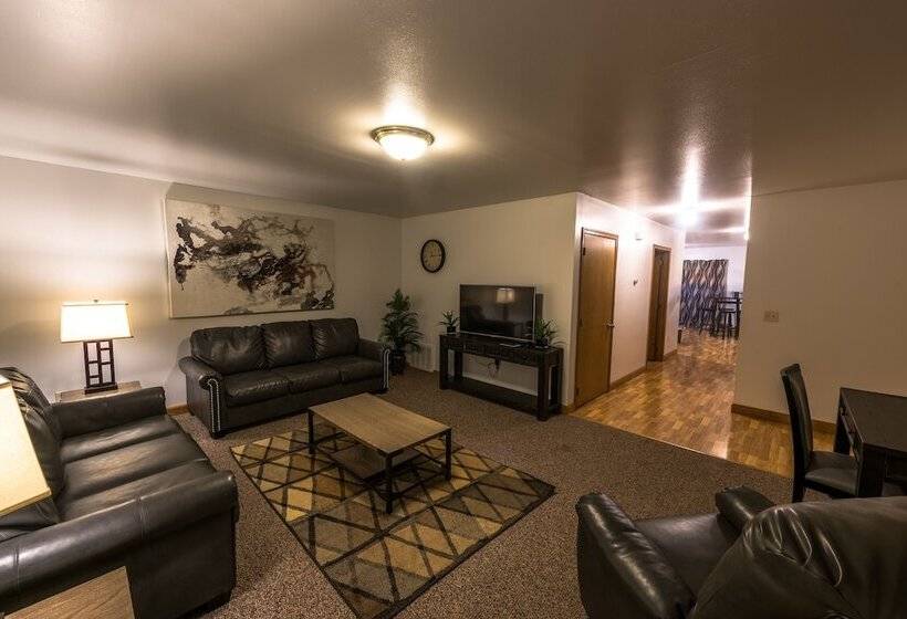 Люкс 2 Спальни, Draft Horse Inn And Suites