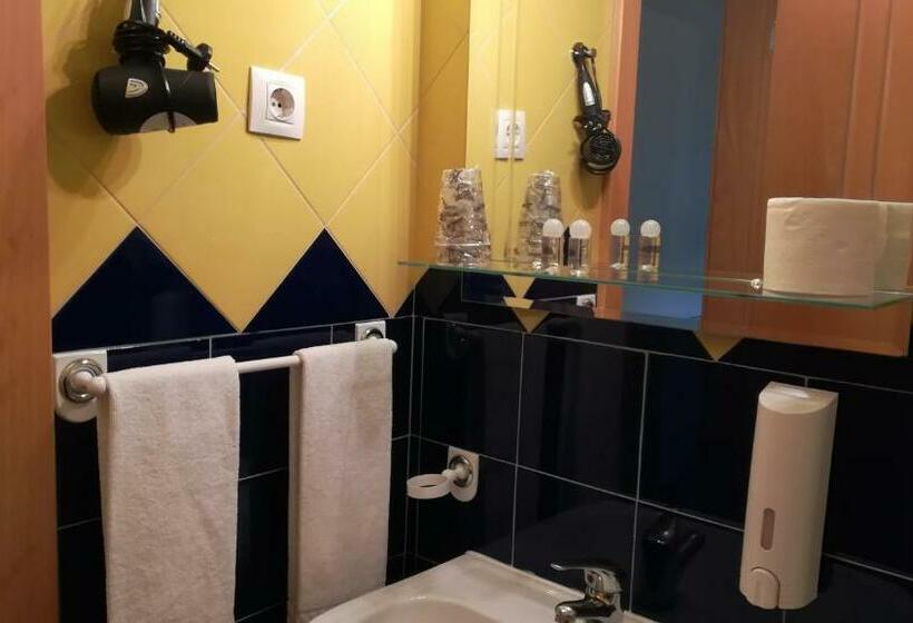 Номер Стандарт Трехместный, Casa Da Fonte Sagrada