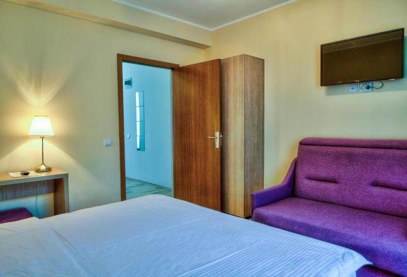 إستوديو بريميوم, Studio Apartcity