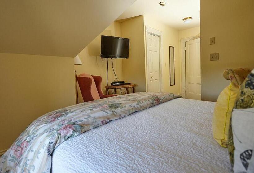 Номер Economy, Victoria's Historic Inn