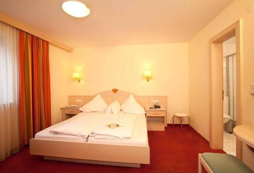 شقة غرفتين نوم مزودة بشُرفة, Ferienresidenz La Vita
