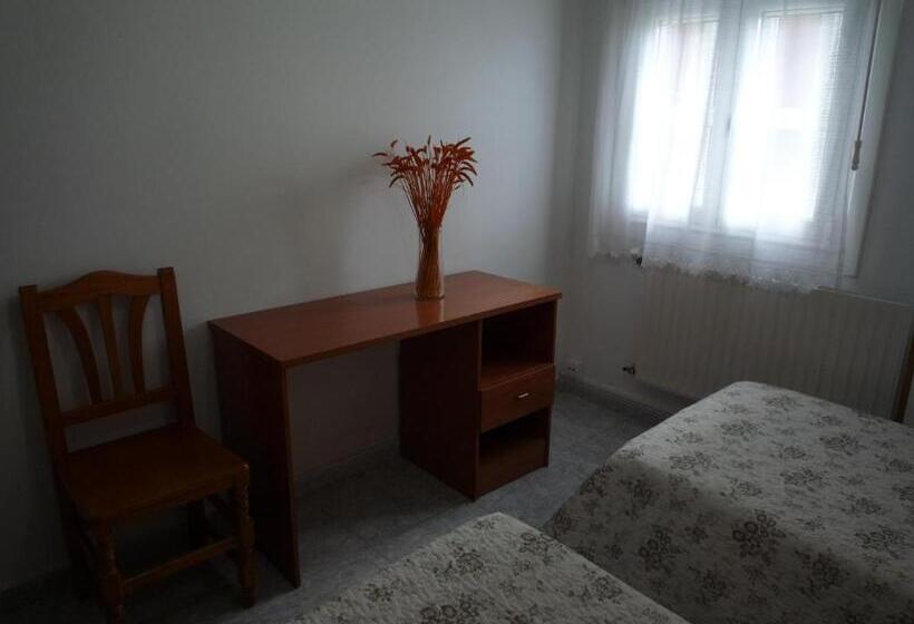 اتاق استاندارد, Hostal Residencia Ponte Vella