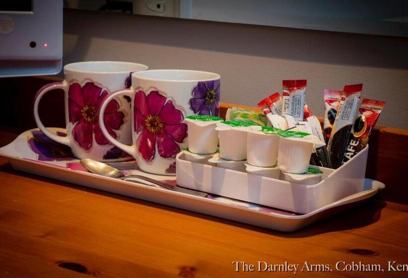스탠다드 룸, The Darnley Arms