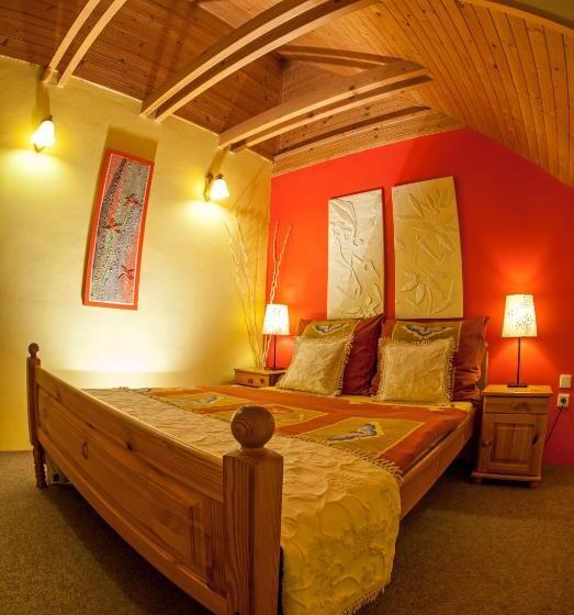 Апартаменты Superior 2 Спальни, Holiday Resort švárny