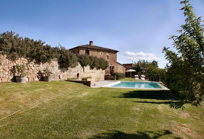 سوییت لوکس, Palazzo Massaini   La Pieve