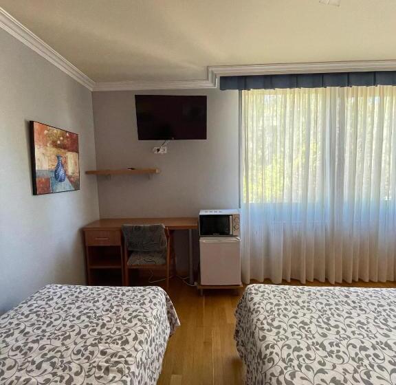 اتاق خانوادگی, Hostal Santiago 2