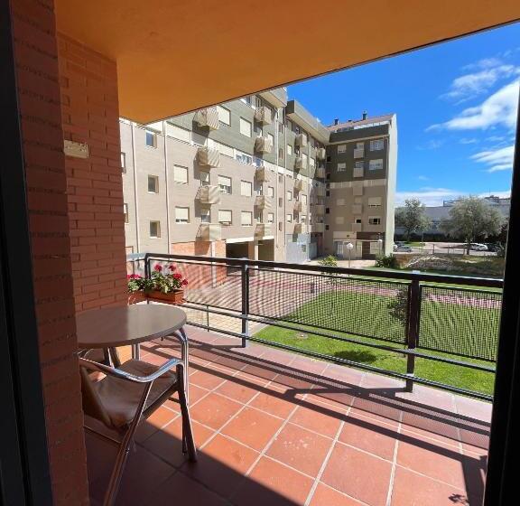 اتاق استاندارد, Hostal Santiago 2