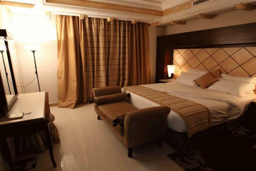 Люкс, Lavande Suites