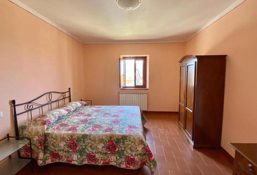 Вилла 3 Спальни, Agriturismo Vezzano