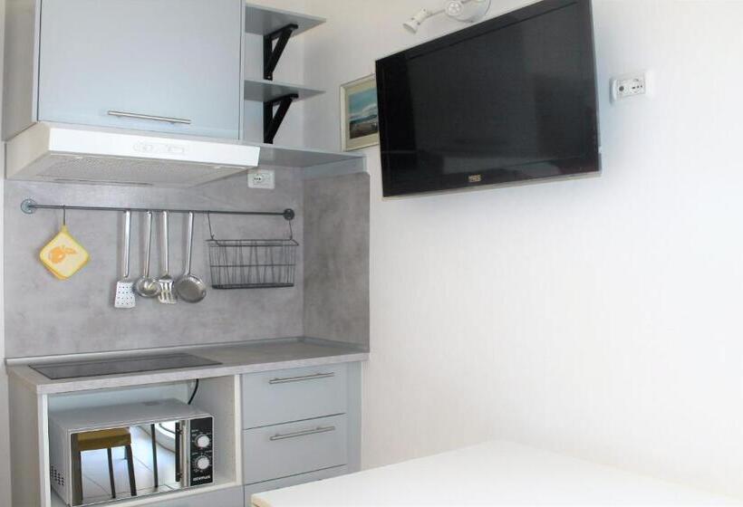 آپارتمان 1 خوابه, Residence Fiorella