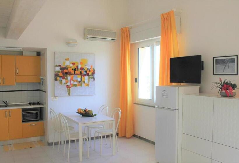 استودیو استاندارد با بالکن, Residence Fiorella