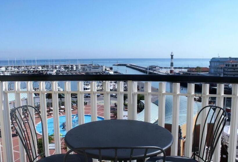 استودیو استاندارد با بالکن, Residence Fiorella