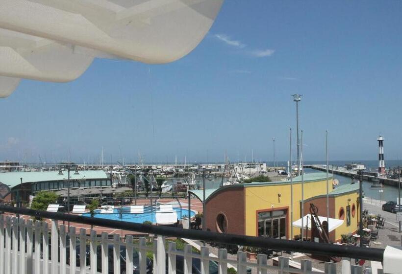 استودیو استاندارد با تراس, Residence Fiorella