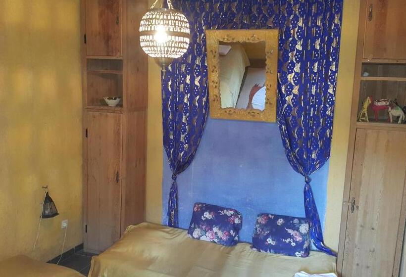اتاق کلاسیک, Auberge Chez Julia