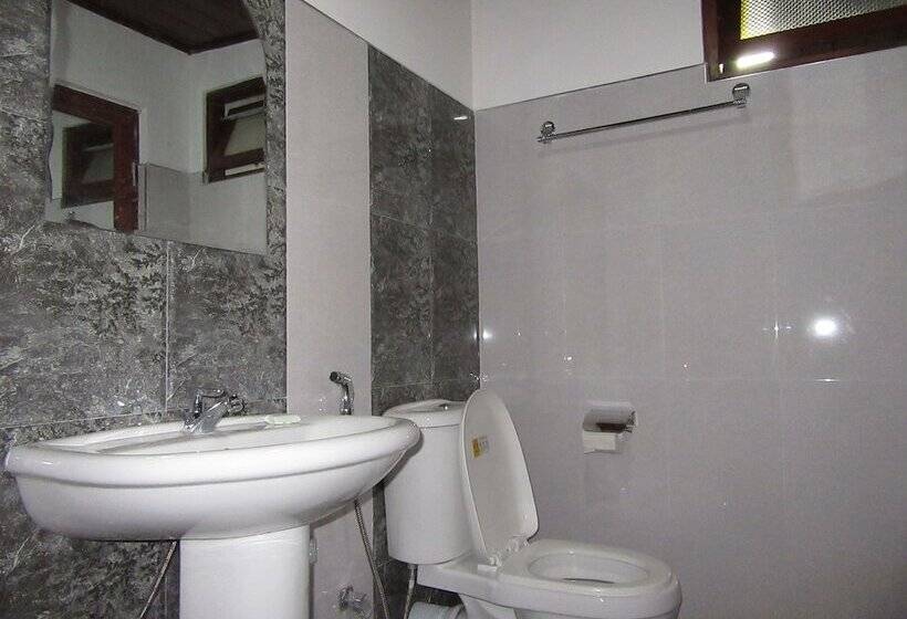 Номер Стандарт, Extremehost Guest House