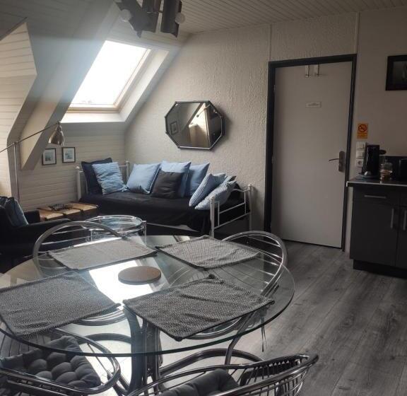 带1个卧室的高级公寓, Appart Hotel Maison Saint Michel