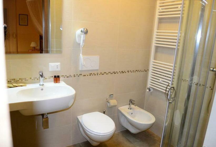 اتاق استاندارد سه نفره, Agriturismo Valle Verde