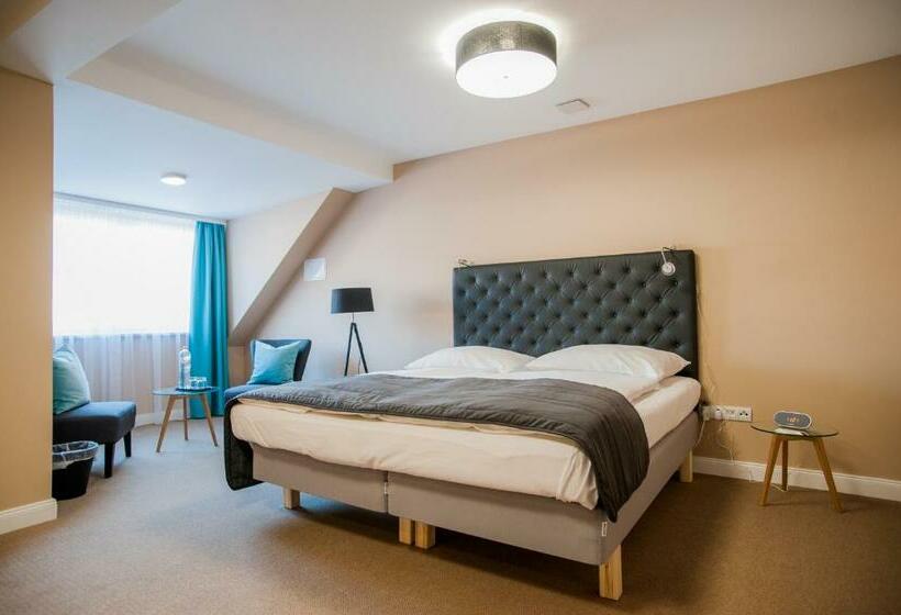 اتاق لوکس, Braun Rooms Deluxe