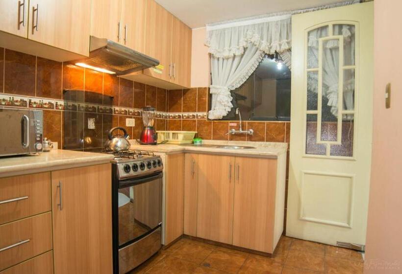 דירת שלושה חדרים, Apart Hotel Incamin