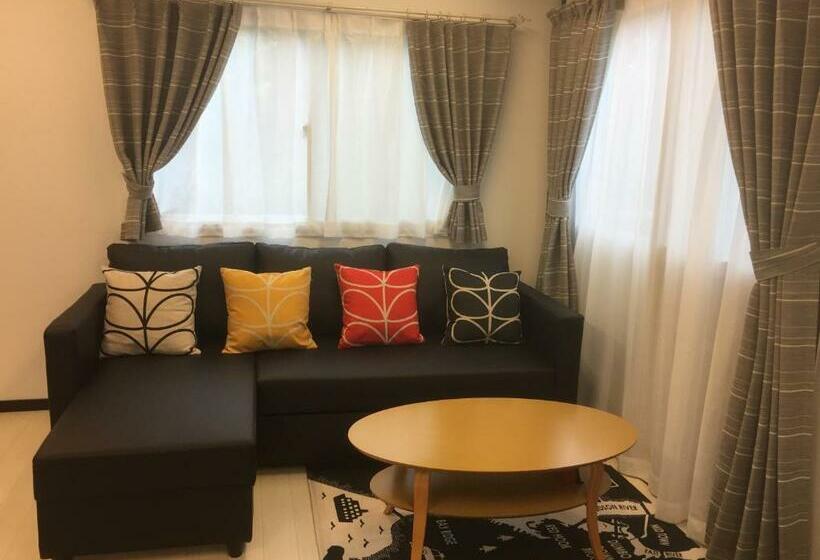 Семейный Номер, Dining Pension Ezura