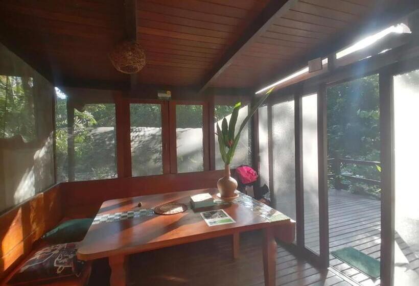 خانه 1 خوابه, Recanto Dos Pássaros Hospedaria Zen E Banho De Floresta Arua