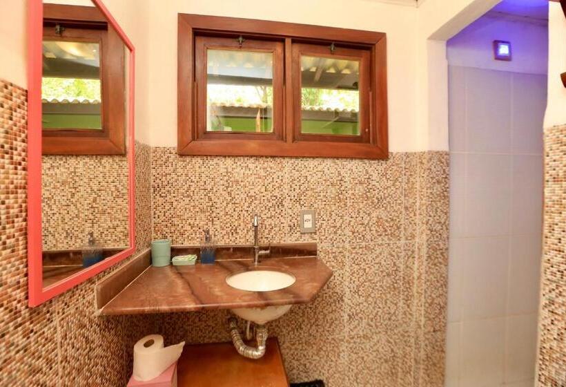 آپارتمان 1 خوابه با بالکن, Recanto Dos Pássaros Hospedaria Zen E Banho De Floresta Arua