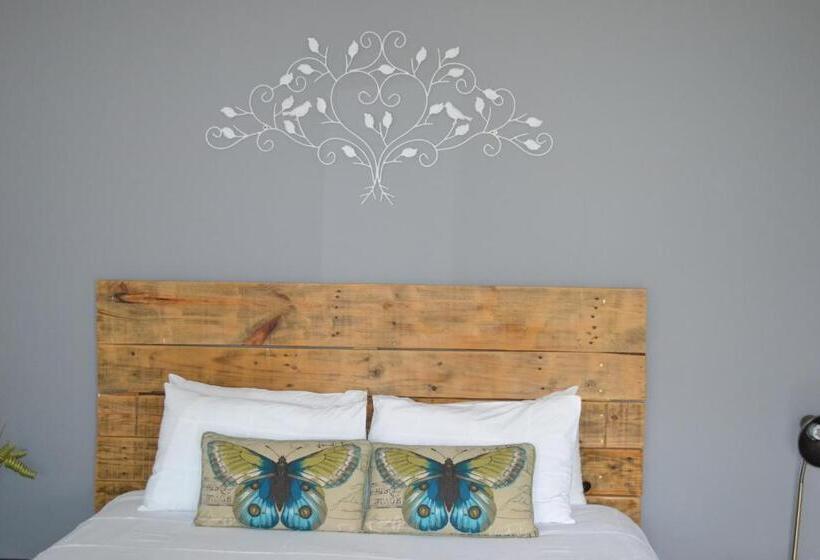 اتاق استاندارد با چشم‌انداز باغ, Travel North Guesthouse