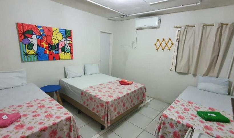 سوییت خانوادگی, Casa Da Esquina Pousada