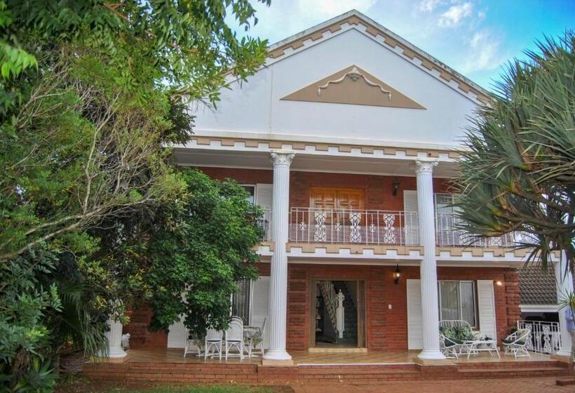اتاق استاندارد, Hamilton Urban Farm Guest House