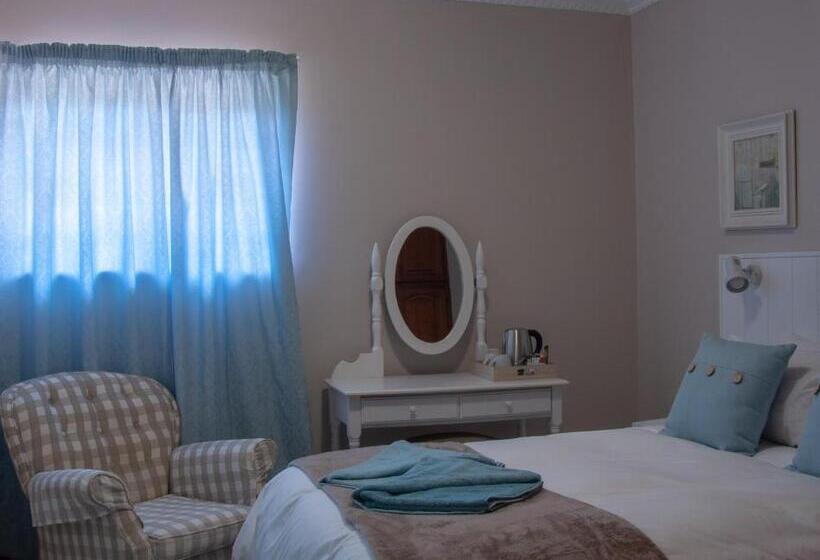 اتاق استاندارد, Hamilton Urban Farm Guest House