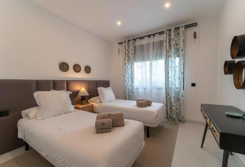 ２ベッドルームアパートメント, Estepona Holiday Hills