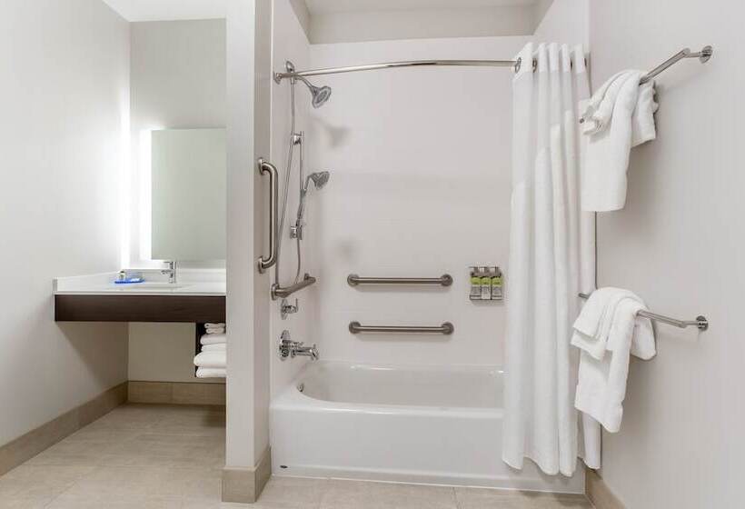 장애인을 위한 스위트, Holiday Inn Express & Suites   Ottawa, An Ihg