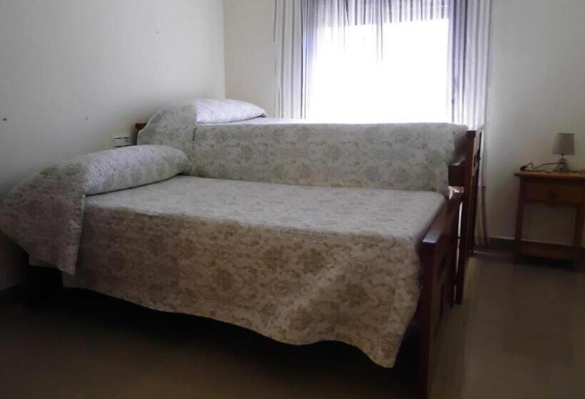 Дом 4 Спальни, Hostal Casa Jose