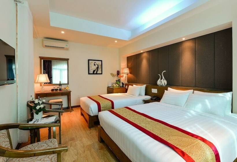 اتاق لوکس سه تخته, Saigonciti Hotel A