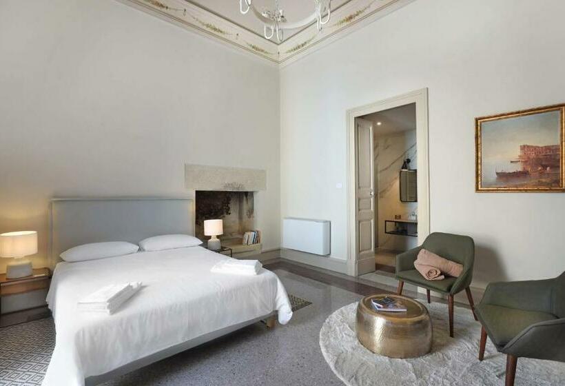 标准间, Palazzo Circolone