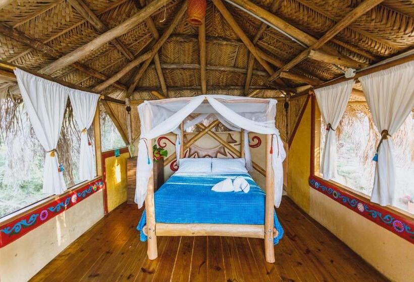 スタンダードバンガロー, Sol De Minca Eco Lodge