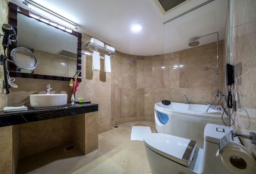 سوییت, Grand Palace Hotel & Resorts Rangpur