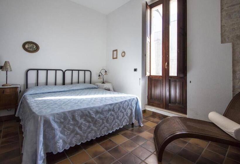 سوئیت جونیور با تراس, Masseria Citulo Il Pino Grande