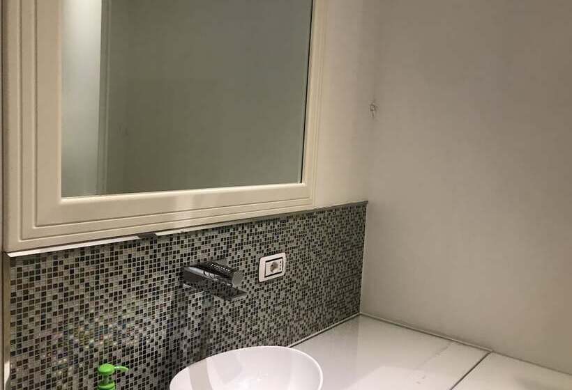 اتاق اکونومی, Room 110 Bari  Guesthouse
