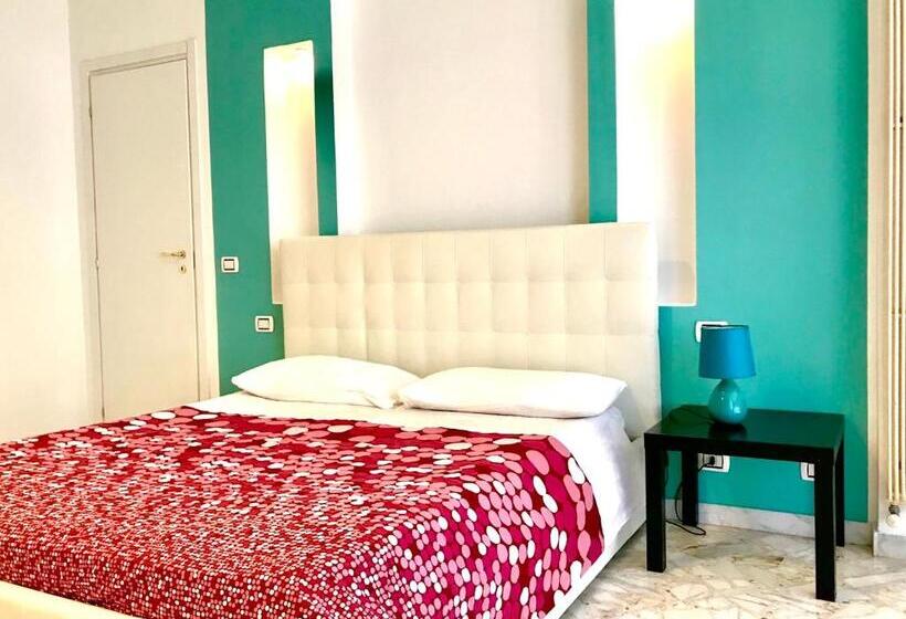 Standard Triple Room with Terrace, Room 110 Bari  Guesthouse
