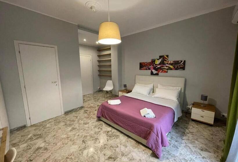 اتاق استاندارد با بالکن, Room 110 Bari  Guesthouse